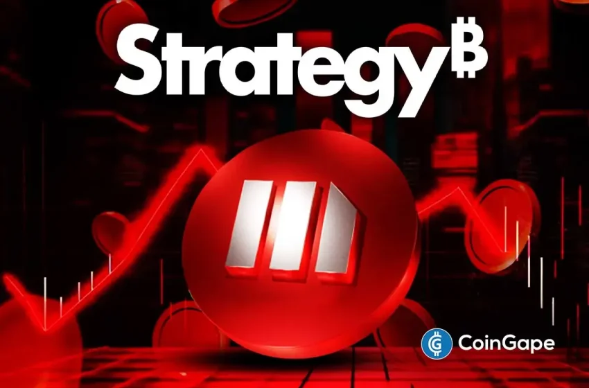  MSTR Stock Price Risks Deeper Fall as Strategy Director Offloads Shares